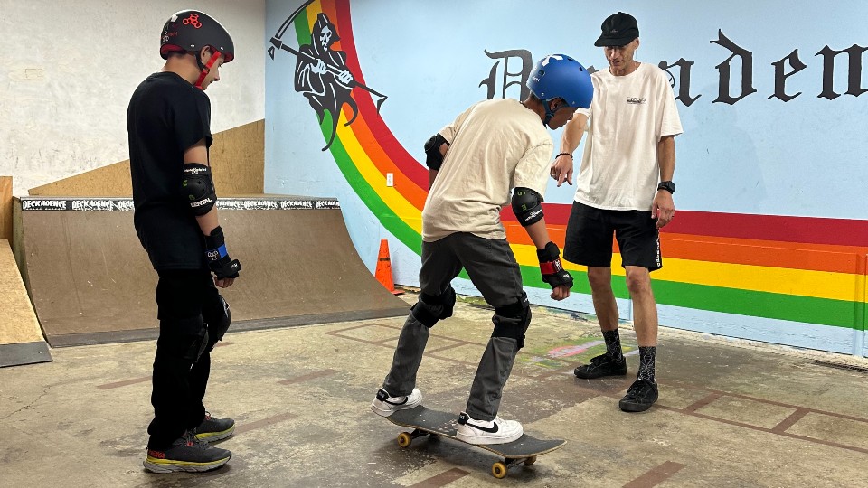 DB Lesson Wide A person asking "30 Years of Method Mag? Hold Fast and Tweak Hard."